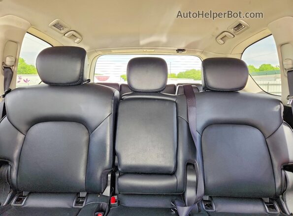JN8AY2BCXR9196915 2024 NISSAN ARMADA Silver Widok tylnych siedzeń