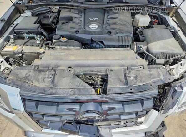 JN8AY2BCXR9196915 2024 NISSAN ARMADA Silver Widok komory silnika