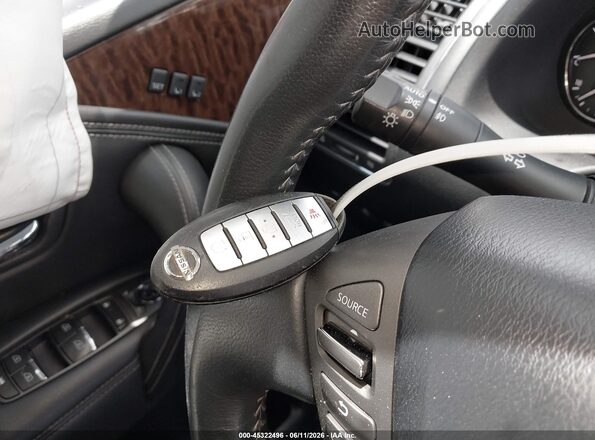 JN8AY2NF0J9330261 2018 NISSAN ARMADA Black Vista del salpicadero