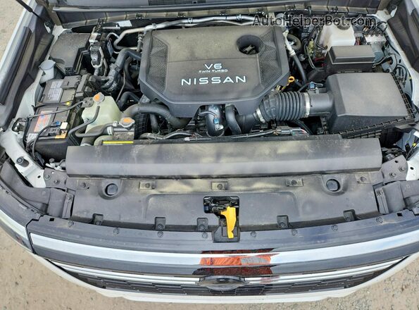 JN8AY3BA0S9002242 2025 NISSAN ARMADA White ძრავის განყოფილების ხედი