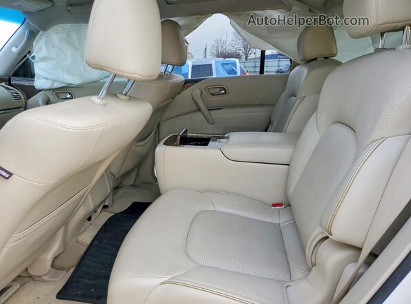 JN8AZ2NF9G9611240 2016 INFINITI QX80 White Widok wnętrza z tyłu