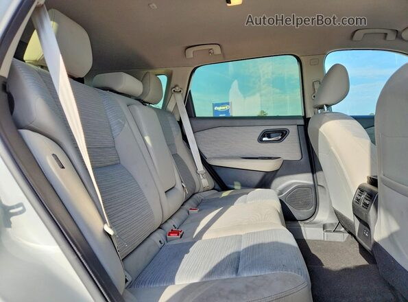 JN8BT3BA0PW418061 2023 NISSAN ROGUE White Սալոնի հետևի տեսք