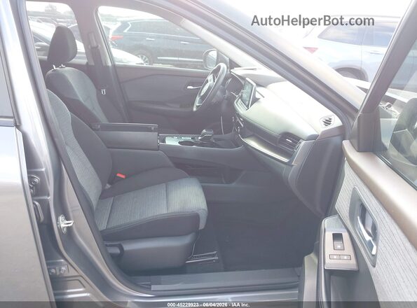 JN8BT3BA1PW406193 2023 NISSAN ROGUE Серый Вид салона спереди