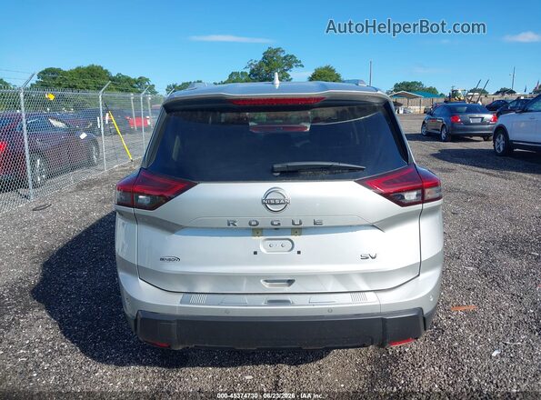 JN8BT3BA1RW004418 2024 NISSAN ROGUE Silver 