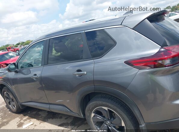 JN8BT3BA1RW353255 2024 NISSAN ROGUE Gray 360 interior view