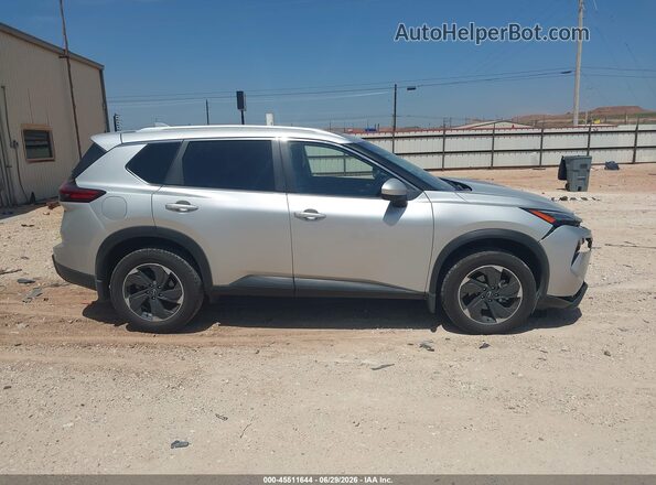 JN8BT3BA3SW006063 2025 NISSAN ROGUE Silver 360 interior view