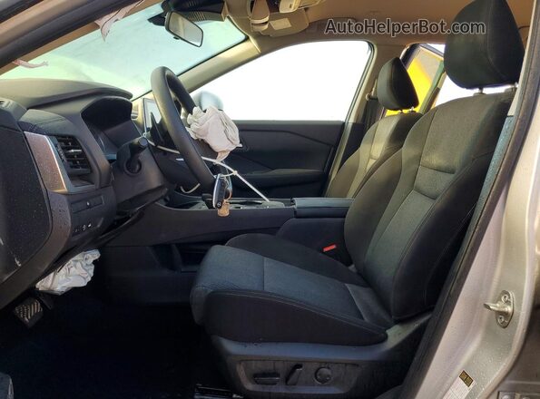 JN8BT3BA4RW352407 2024 NISSAN ROGUE Silver Սալոնի դիմացի տեսք