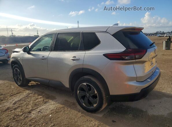 JN8BT3BA4RW352407 2024 NISSAN ROGUE Silver Հետևի ձախ