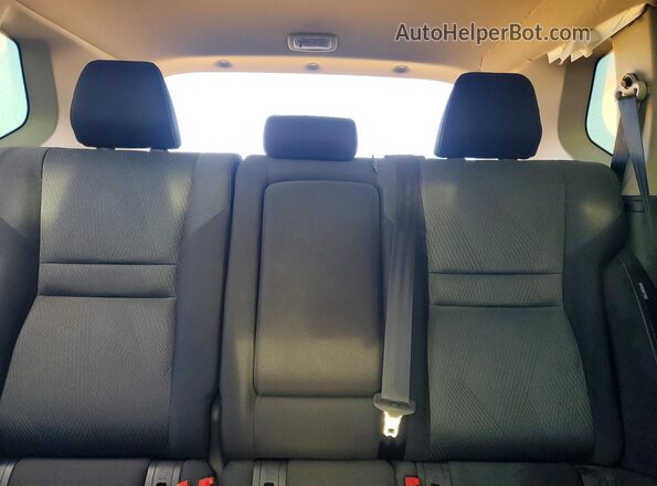 JN8BT3BA4RW352407 2024 NISSAN ROGUE Silver Հետևի նստատեղերի տեսք