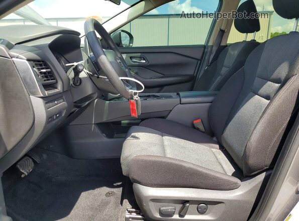 JN8BT3BA7RW005962 2024 NISSAN ROGUE Gray Front interior view