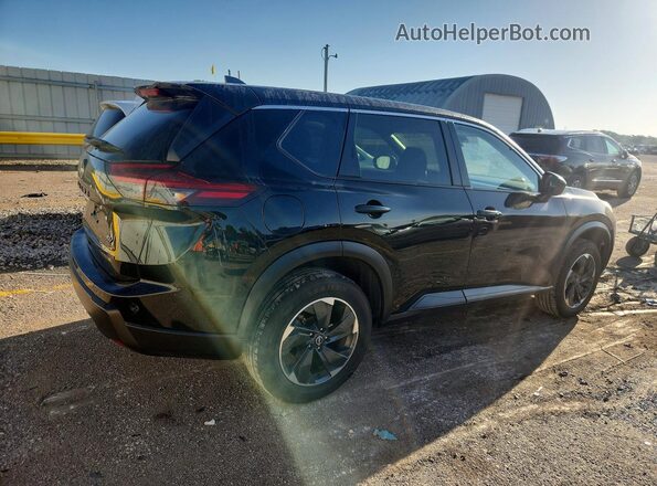 JN8BT3BA7RW350652 2024 NISSAN ROGUE Black Rear right