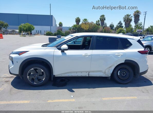 JN8BT3BA7RW362378 2024 NISSAN ROGUE White Սալոնի 360 աստիճան տեսք