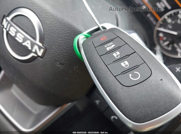 JN8BT3BA8SW008052 2025 NISSAN ROGUE Silver Vista del salpicadero