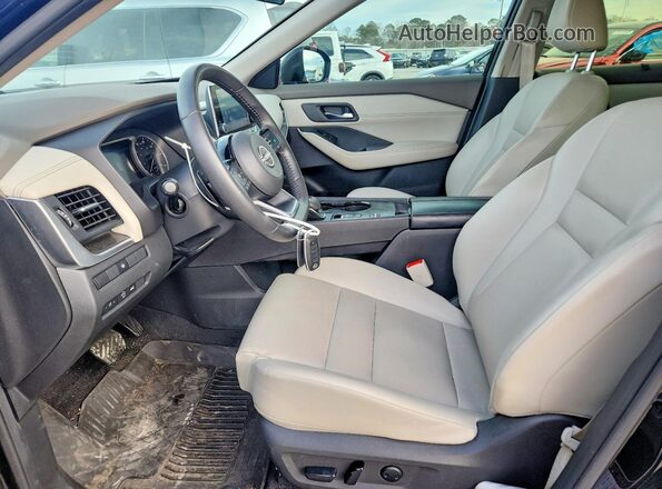 JN8BT3BAXPW420738 2023 NISSAN ROGUE Black Front interior view