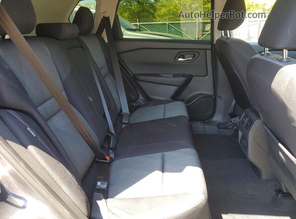 JN8BT3BAXRW360821 2024 NISSAN ROGUE Gray Вид задніх сидінь