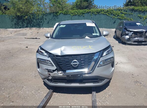 JN8BT3BB3PW472558 2023 NISSAN ROGUE Gray Widok zestawu wskaźników