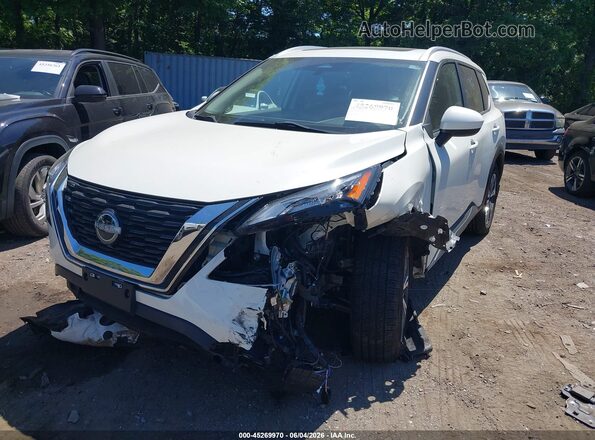 JN8BT3BB9PW478672 2023 NISSAN ROGUE Белый Вид спереди