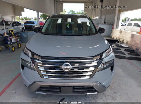 JN8BT3CA0SW012286 2025 NISSAN ROGUE Gray Rear interior view