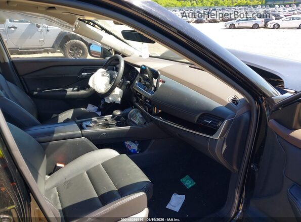 JN8BT3CBXPW473415 2023 NISSAN ROGUE Черный Вид салона спереди