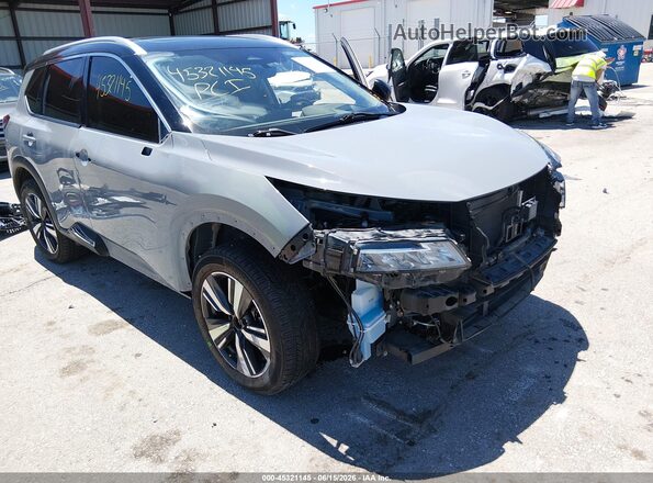 JN8BT3DD8PW314151 2023 NISSAN ROGUE Серый Вид спереди