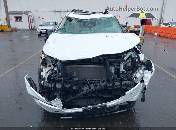 JN8BT3DDXRW454673 2024 NISSAN ROGUE Белый Вид спереди