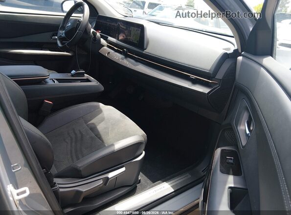 JN8CF0BF0SM766758 2025 NISSAN ARIYA Gray წინა სალონის ხედი
