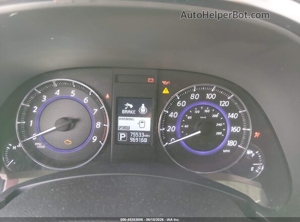JN8CS1MUXHM140219 2017 INFINITI QX70 White Widok tylnych siedzeń