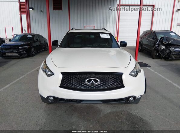 JN8CS1MUXHM140219 2017 INFINITI QX70 White Widok zestawu wskaźników