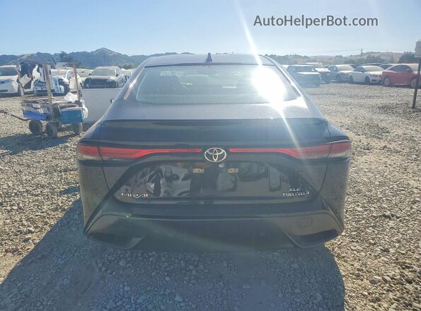 JTDAAAAAXPA008755 2023 TOYOTA MIRAI Black Հետևի տեսք