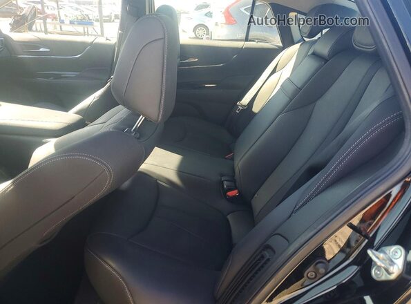 JTDAAAAAXPA008755 2023 TOYOTA MIRAI Black Հետևի նստատեղերի տեսք