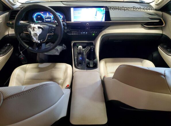 JTDAAAAF1R3025950 2024 TOYOTA CROWN Белый Вид панели приборов
