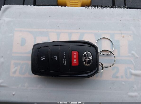 JTDAAAAF2R3024032 2024 TOYOTA CROWN Серый Вид панели приборов