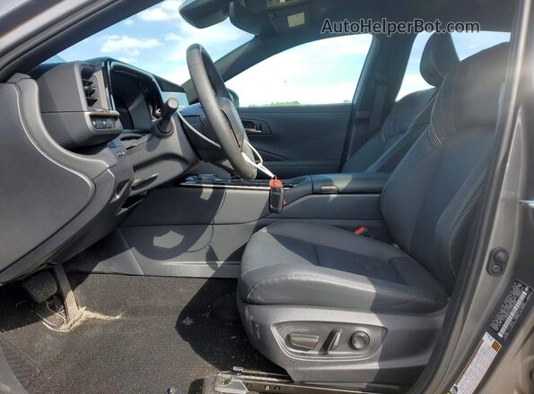 JTDAAAAF2T3044062 2026 TOYOTA CROWN Gray Widok wnętrza z przodu