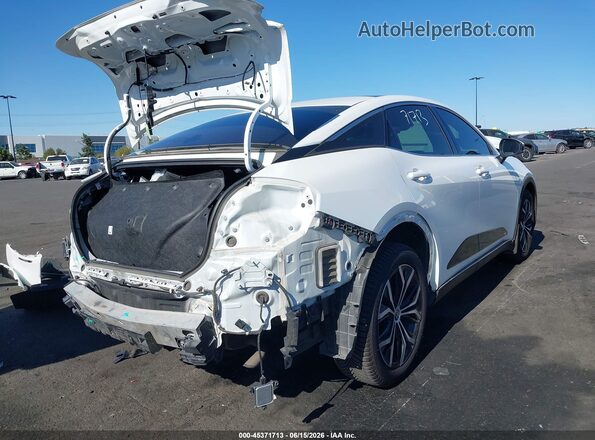 JTDAAAAF8P3003943 2023 TOYOTA CROWN White Tył prawy