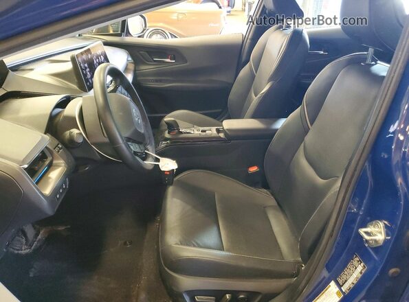JTDACAAU1R3019834 2024 TOYOTA PRIUS Blue Widok wnętrza z przodu