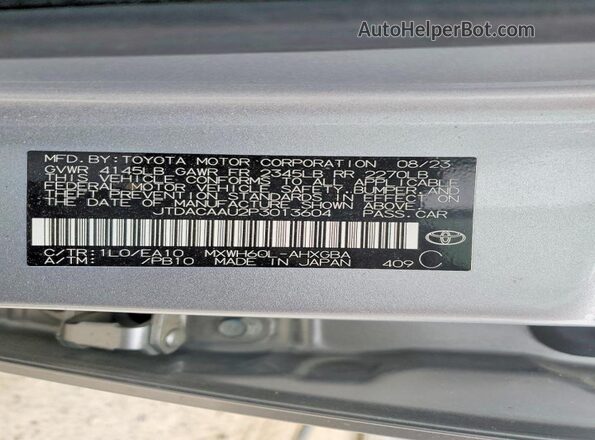 JTDACAAU2P3013604 2023 TOYOTA PRIUS Silver VIN კოდის სტიკერის ხედი