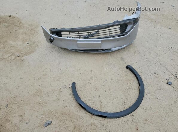 JTDACAAU2P3013604 2023 TOYOTA PRIUS Silver ძრავის განყოფილების ხედი