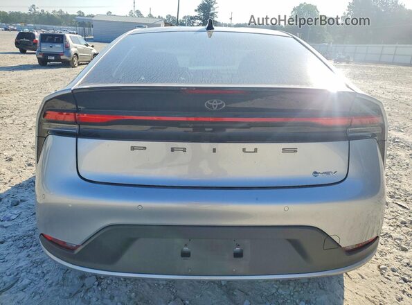 JTDACAAU2T3077362 2026 TOYOTA PRIUS Silver Вид ззаду