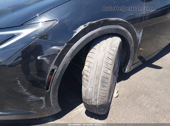 JTDACAAU3R3025070 2024 TOYOTA PRIUS Black Դիմացի տեսք