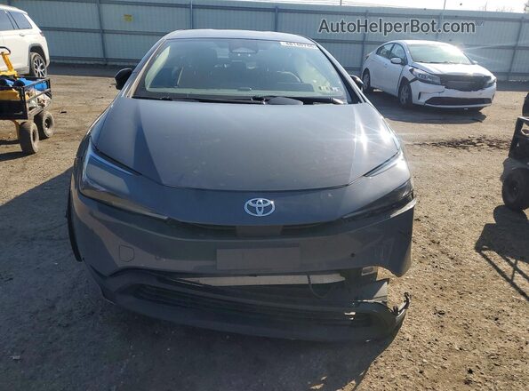 JTDACAAU4P3003172 2023 TOYOTA PRIUS Gray Widok z przodu