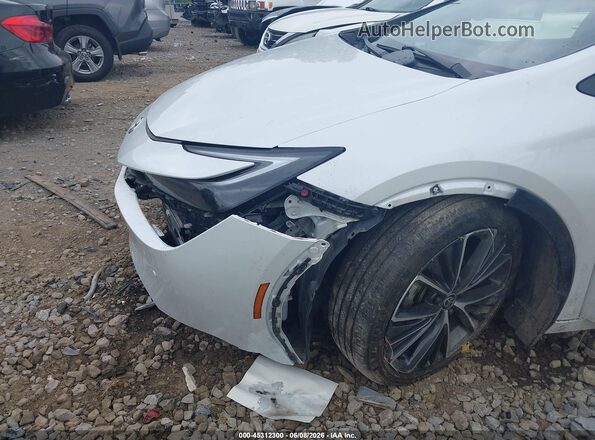 JTDACAAU5R3043764 2024 TOYOTA PRIUS Белый Вид спереди