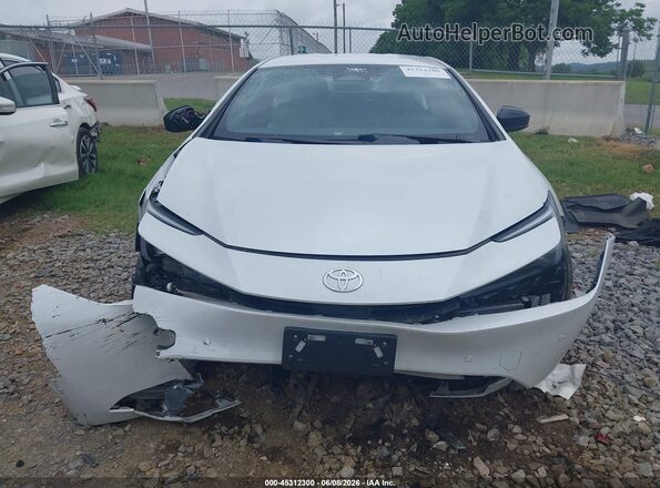 JTDACAAU5R3043764 2024 TOYOTA PRIUS Белый Вид щитка приборов