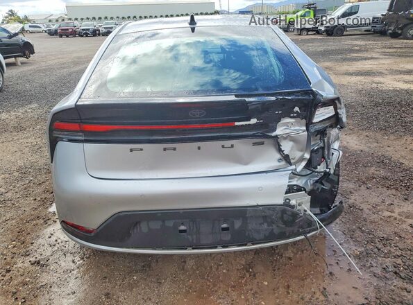 JTDACAAU6T3075422 2026 TOYOTA PRIUS Gray Widok z tyłu