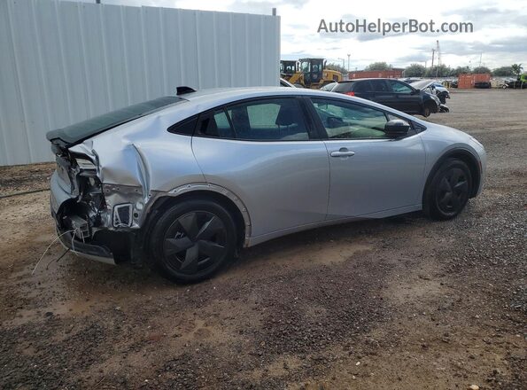 JTDACAAU6T3075422 2026 TOYOTA PRIUS Gray Tył prawy
