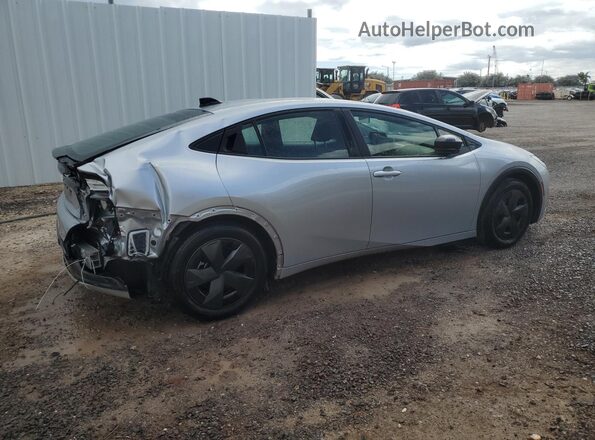 JTDACAAU6T3075422 2026 TOYOTA PRIUS Gray Widok wnętrza 360 stopni