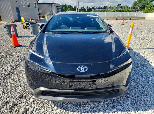 JTDACAAU7T3065983 2026 TOYOTA PRIUS Black Widok z przodu