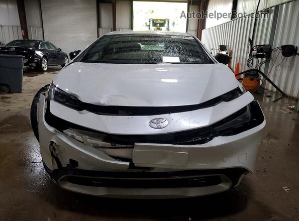 JTDACACU2R3036154 2024 TOYOTA PRIUS White 
