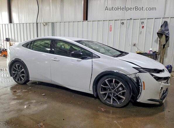 JTDACACU2R3036154 2024 TOYOTA PRIUS White 