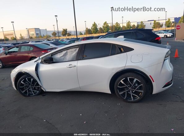 JTDACACU3P3008411 2023 TOYOTA PRIUS PRIME White Սալոնի 360 աստիճան տեսք