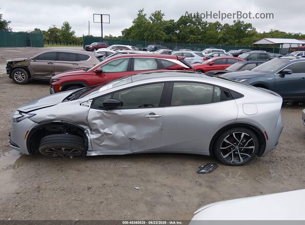 JTDACACU4R3022692 2024 TOYOTA PRIUS PRIME Silver Widok wnętrza z tyłu